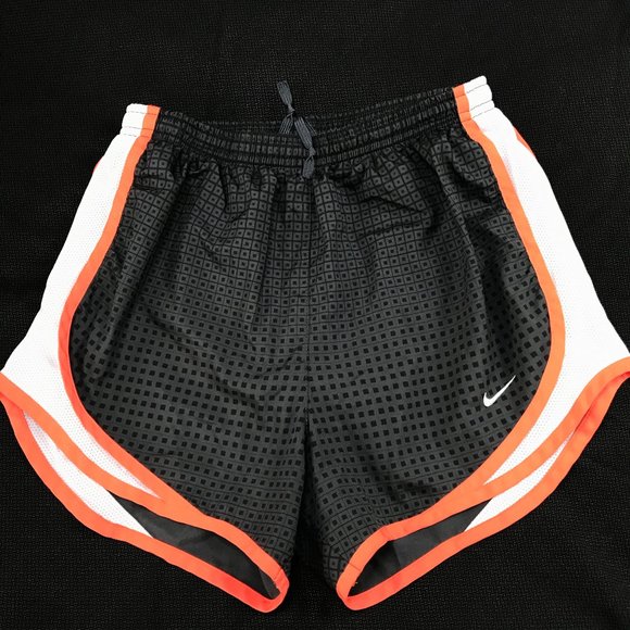 Nike Pants - Nike Dri-Fit work out mash running shorts XS